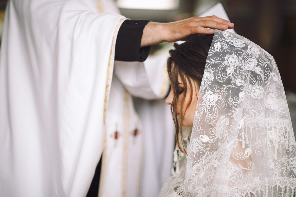 Wedding guide cathedral veil bridal length